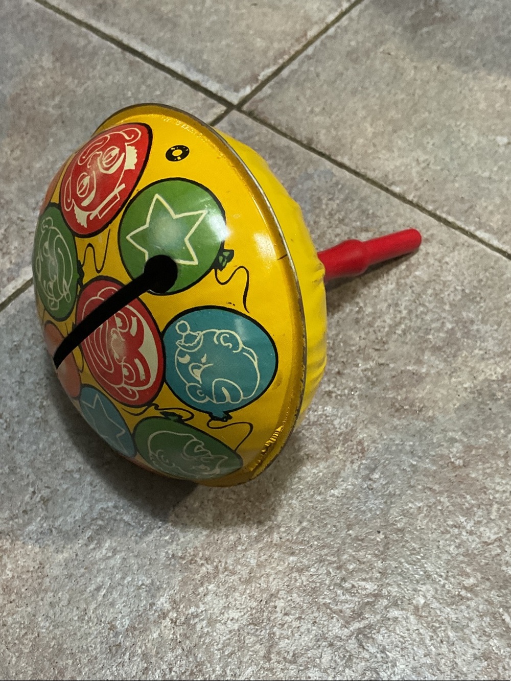 Vintage musical noise maker